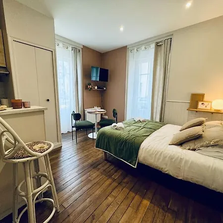 Daire L'oreva, Adorable Rennes