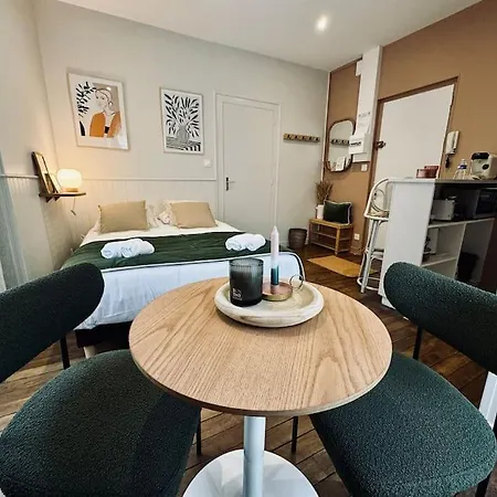 L'oreva, Adorable Rennes